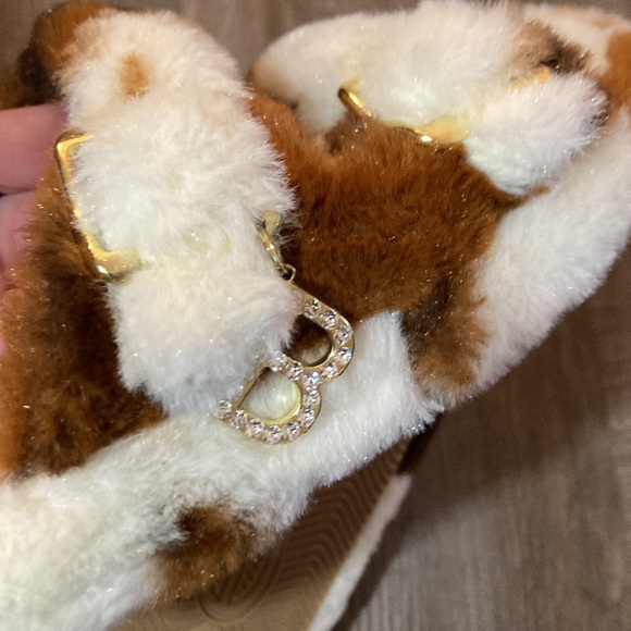 BeBe soft Animal Print Slide Sandals - Picture 4 of 9